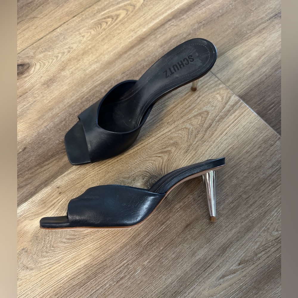 Navy leather SCHUTZ Dethalia Pin Heel